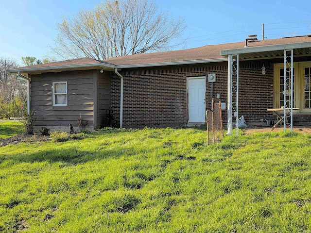 935 Fry Rd, Greenwood, IN 46142 - back of house with brick siding