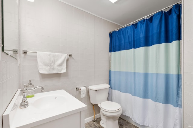 357 Mount Auburn St, Dunkirk, IN 47336 - full bath with vanity, tile walls, a shower with curtain, toilet, and ornamental molding