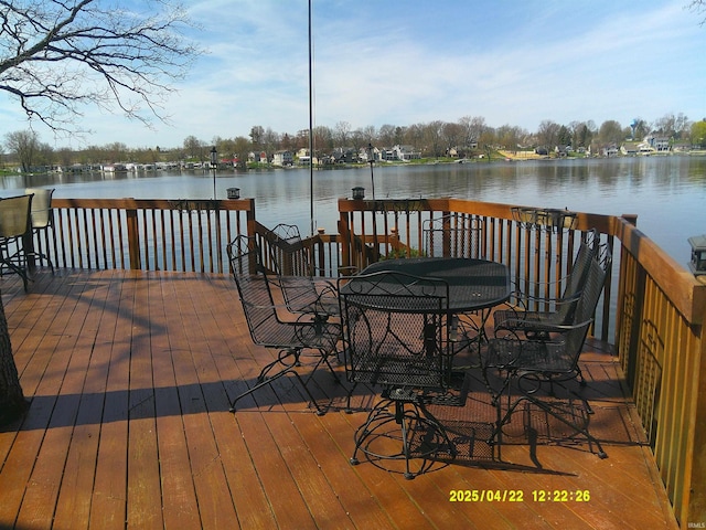 1080 Ln 210 Hamilton Lk, Hamilton, IN 46742