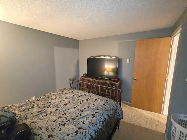 4004 Darwood Dr, Fort Wayne, IN 46815 - bedroom featuring carpet and a textured ceiling