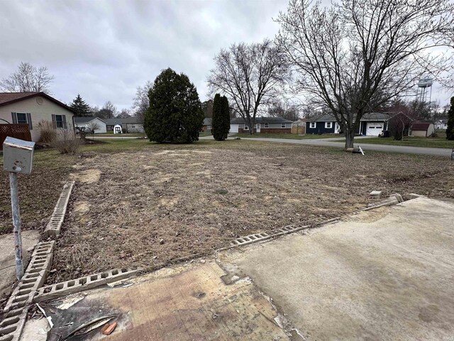 469 Indiana Ave, Parker City, IN 47368
