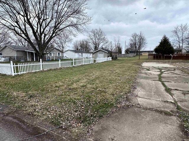 469 Indiana Ave, Parker City, IN 47368