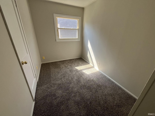 4323 Spatz Ave, Fort Wayne, IN 46806 - carpeted empty room with baseboards