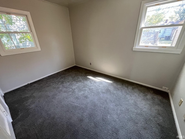 4323 Spatz Ave, Fort Wayne, IN 46806 - unfurnished room with carpet floors and baseboards