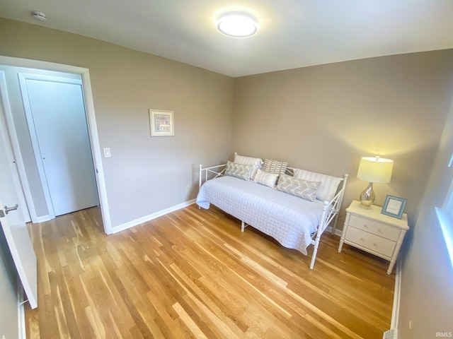 4405 Parkwood Dr, Kokomo, IN 46901 - bedroom featuring light wood-style flooring and baseboards