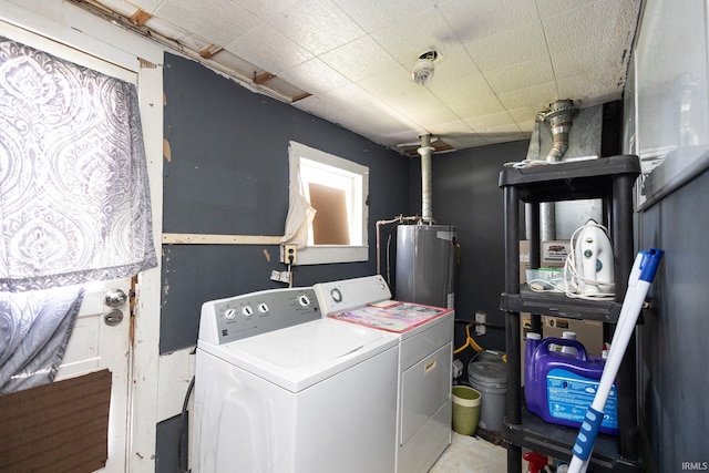 121 E Water St, Linden, IN 47955 - laundry area featuring gas water heater and washing machine and clothes dryer