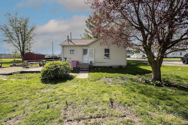 121 E Water St, Linden, IN 47955 - exterior space with a front lawn