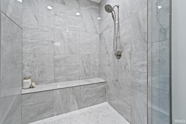 12274 Rain Lily Ct, Fort Wayne, IN 46814 - full bathroom with a tile shower