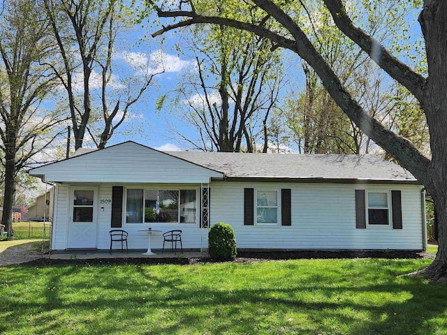 1509 W Glenn Ellyn Dr Unit 9Sfam, Homes Total, Muncie, IN 47304 - single story home featuring covered porch and a front yard