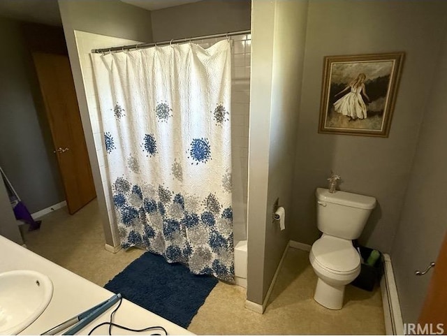 540 Fairfield Dr, Wabash, IN 46992 - full bath featuring baseboard heating, baseboards, toilet, and a sink