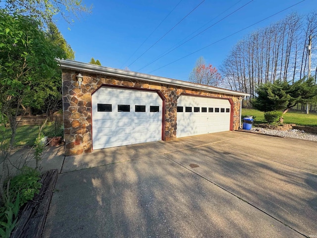 view of detached garage