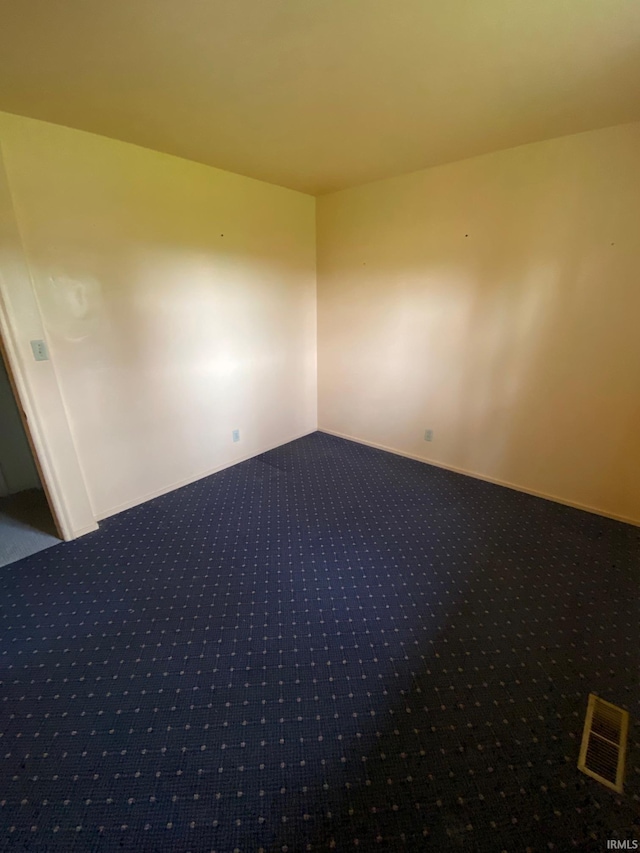 8441 E County Road 650 S, Selma, IN 47383 - carpeted empty room featuring baseboards and visible vents