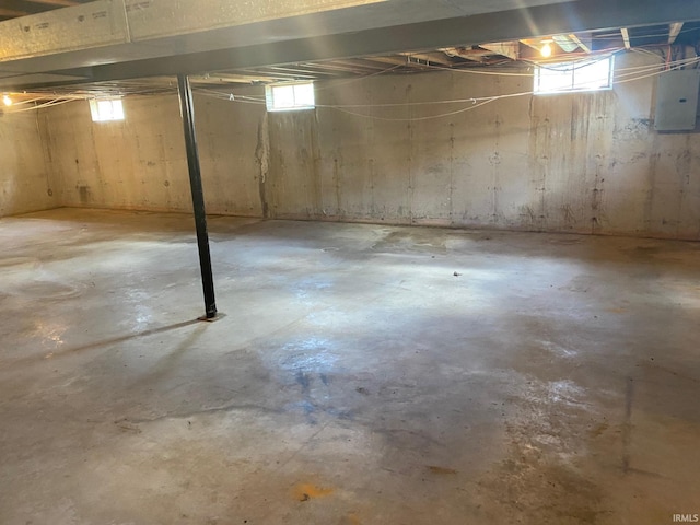8441 E County Road 650 S, Selma, IN 47383 - below grade area with a healthy amount of sunlight and electric panel