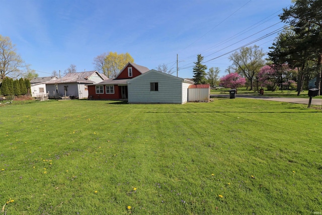 161 Orange Ave, Dunkirk, IN 47336 - view of yard