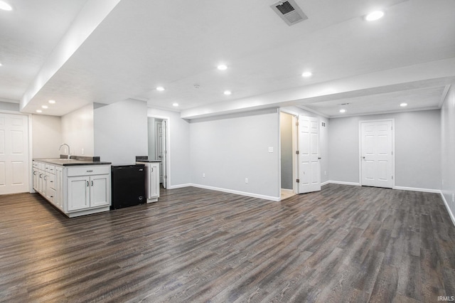 kitchen with recessed lighting and open floor plan
