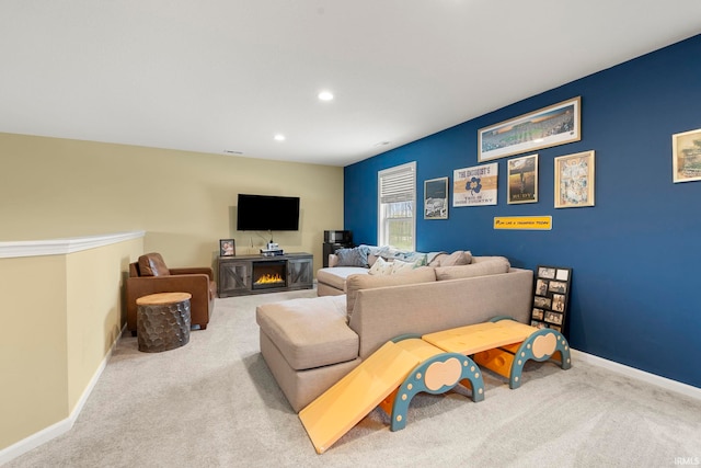 living room featuring recessed lighting, carpet flooring, and baseboards