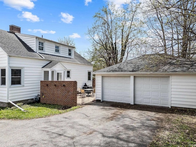 706 Ruse St, North Manchester, IN 46962 - view of detached garage