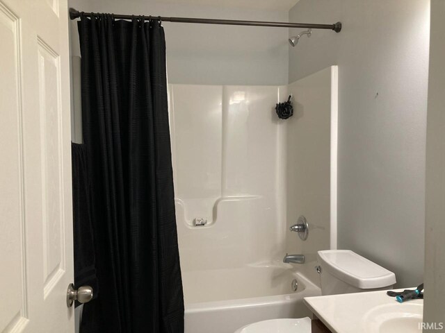 4530 E 700 N, Monterey, IN 46960 - bathroom with vanity, shower / bath combo, and toilet
