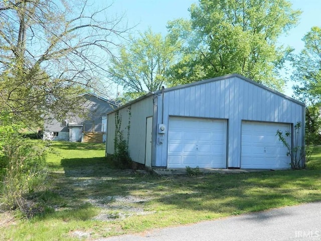 414 17th St, Bedford, IN 47421 - view of detached garage