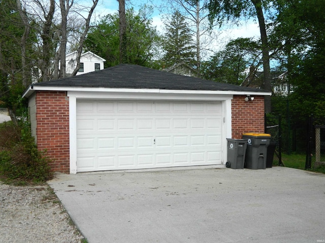 view of detached garage