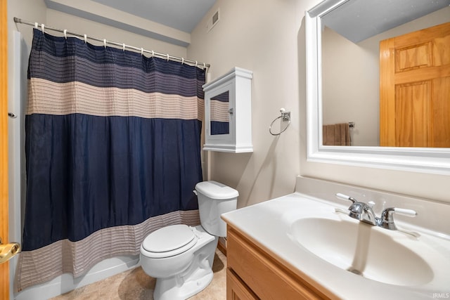 bathroom featuring vanity, curtained shower, visible vents, and toilet