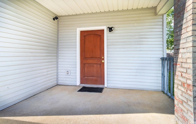 view of entrance to property
