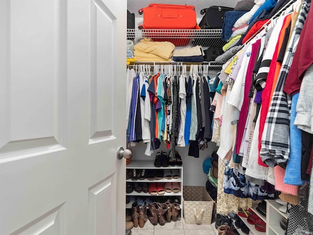 5326 Dennison Dr, Fort Wayne, IN 46835 - walk in closet featuring tile patterned flooring