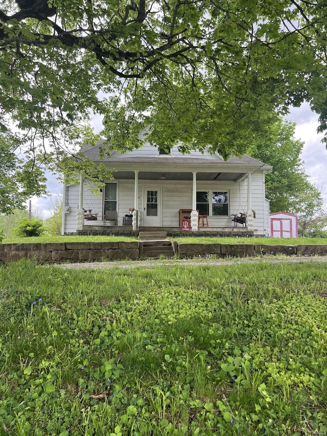view of front of house featuring covered porch