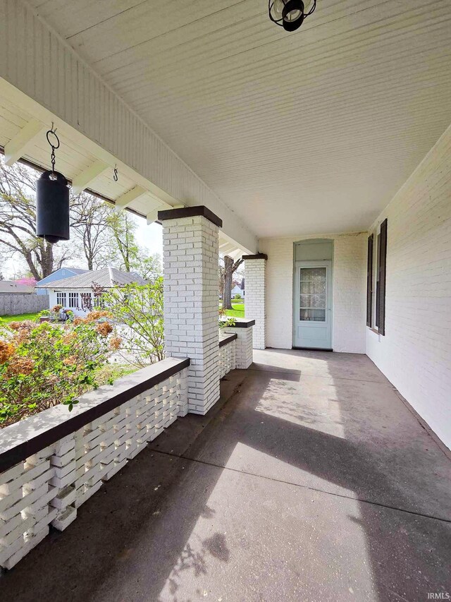 1106 E 5th St, Fowler, IN 47944 - view of patio