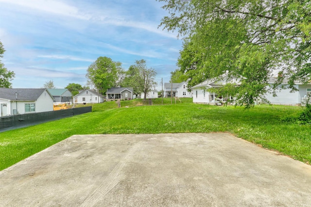 422 13th St, Tell City, IN 47586