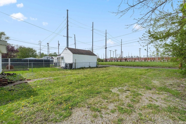 view of yard featuring fence