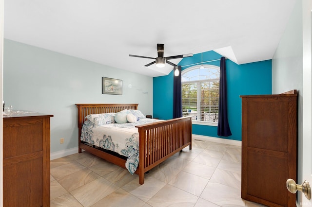 1206 Phaeton Way, Auburn, IN 46706 - bedroom with baseboards and a ceiling fan