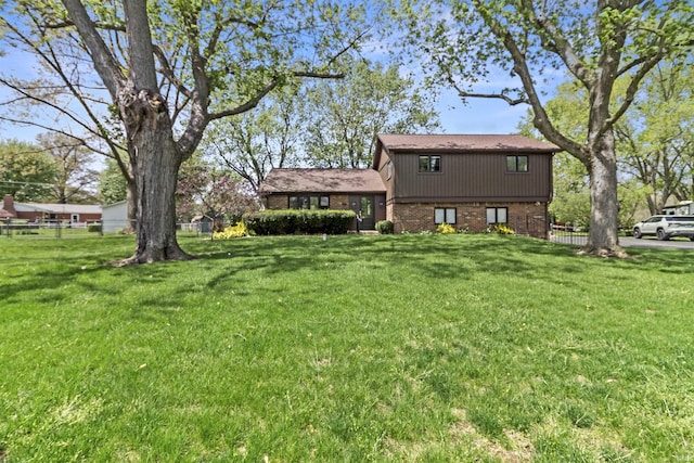4231 N Conner Dr, Marion, IN 46952 - exterior space with fence