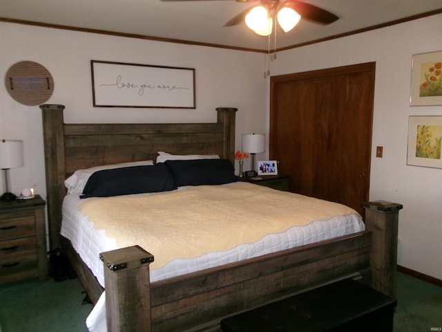 carpeted bedroom with crown molding, ceiling fan, and a closet