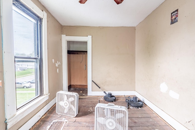 unfurnished room with a ceiling fan