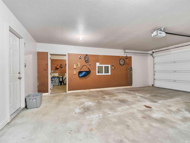 1908 Bent Tree Ct, Auburn, IN 46706 - garage with a garage door opener