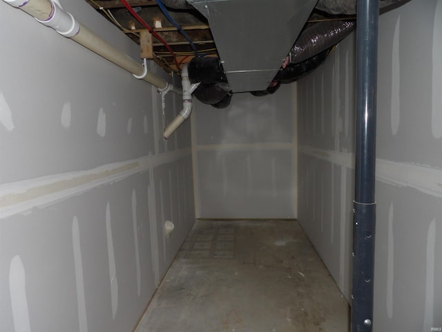 view of unfinished below grade area