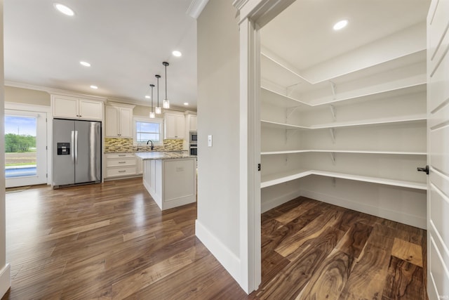 11499 W Nobles Chapel Rd, Elberfeld, IN 47613 - pantry with a sink