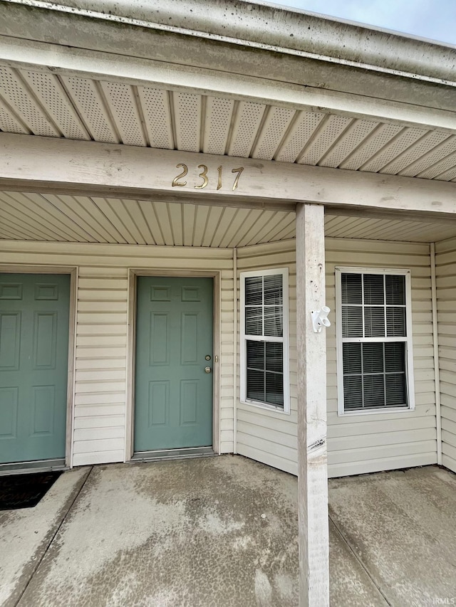 view of property entrance