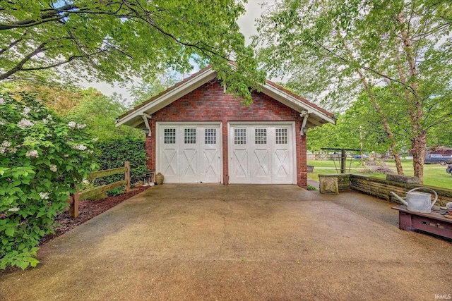 104 W Main St, Worthington, IN 47471 - detached garage with fence
