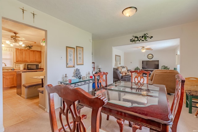 1112 W Walnut St, Summitville, IN 46070 - dining area featuring ceiling fan