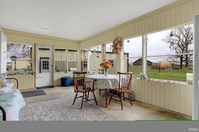 3806 S State Road 3, New Castle, IN 47362 - sunroom featuring outdoor dining area