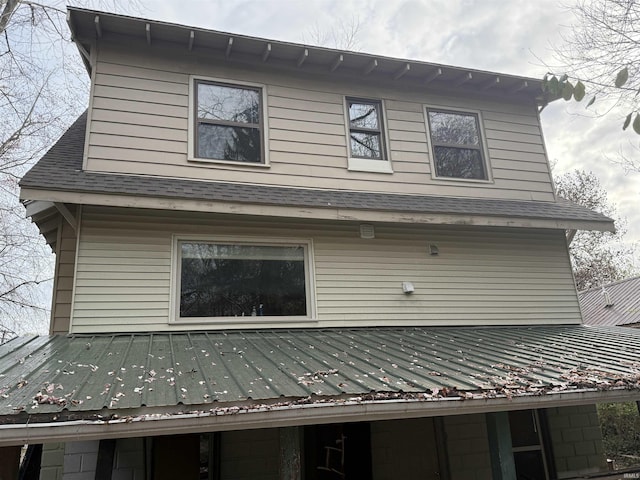 408 N 8th St, Petersburg, IN 47567 - view of property exterior featuring metal roof