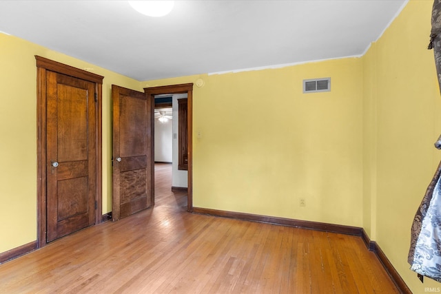 405 W Rudisill Blvd, Fort Wayne, IN 46807 - interior space featuring baseboards, light wood-type flooring, and visible vents