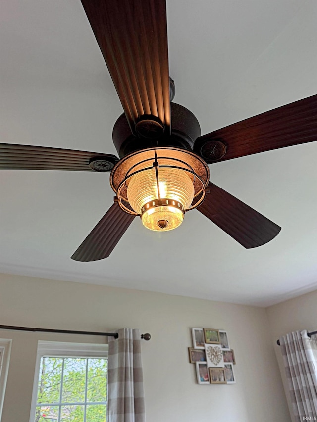 110 W Elnora St, Odon, IN 47562 - detailed view of a ceiling fan