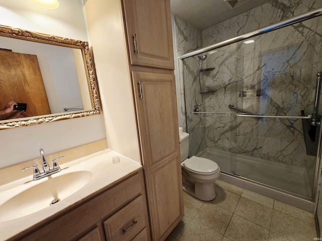 4980 W 200 N, Kokomo, IN 46901 - full bathroom featuring toilet, a marble finish shower, and vanity