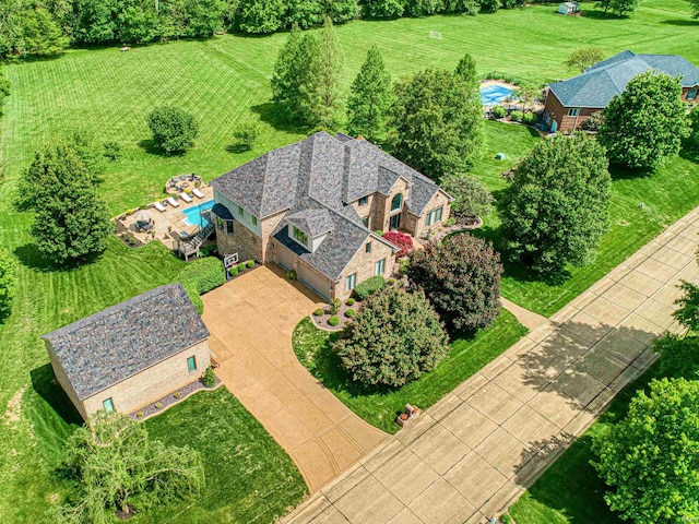 view from above of property featuring a pool