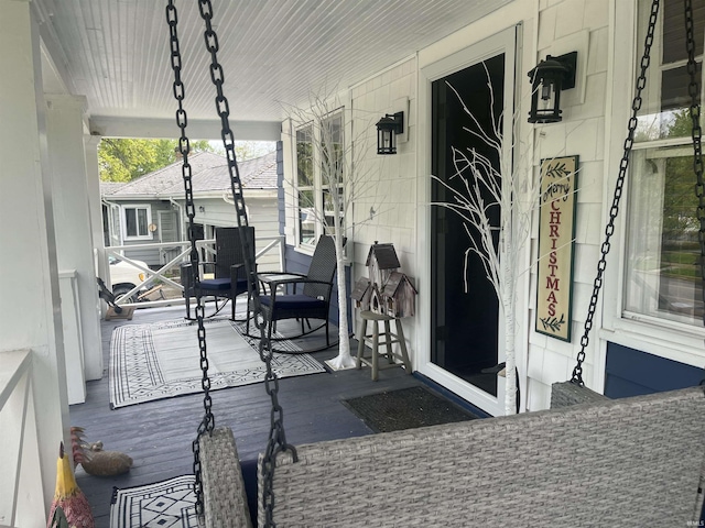 2515 Hubertus Ave, Fort Wayne, IN 46805 - view of porch