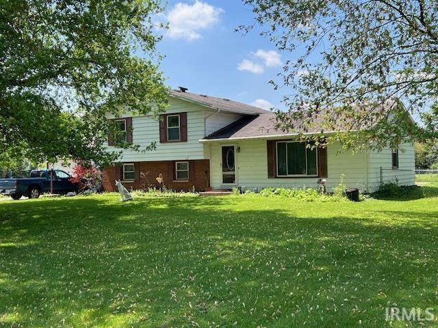 3800 S 175 W, Lafayette, IN 47909 - split level home with a front yard