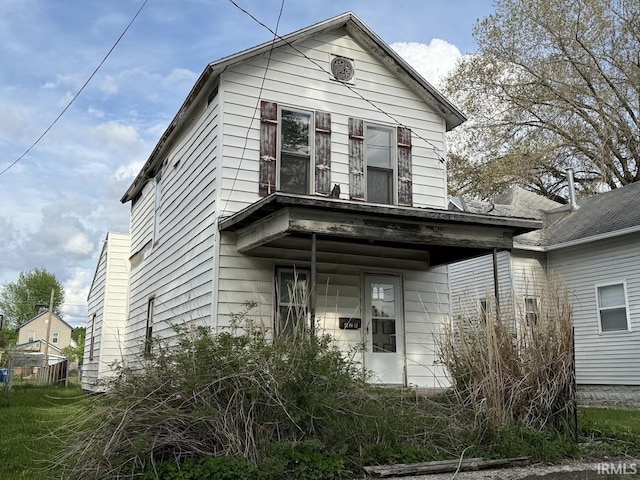 view of traditional home